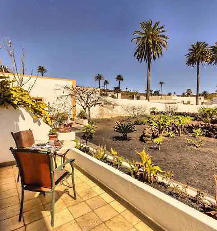 Casa Lola Y Juan Hotel